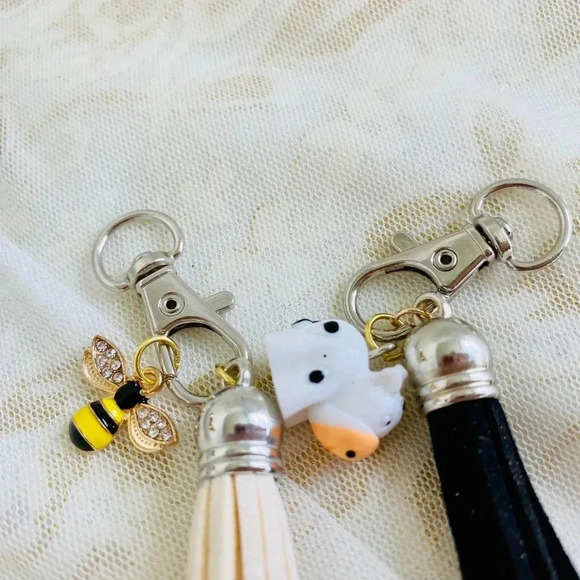 Rhinestone Bee & Moo Moo Cow Tassels Clip-on HandBag Backpack Phone Charms - Picture 4 of 5